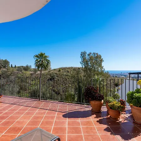 Sunny Flat With Pool In Hillside By Costarentals - Ref 52 Appartement *