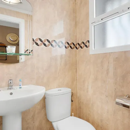 Appartement Sunny Flat With Pool In Hillside By Costarentals - Ref 52 *