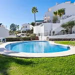 Sunny Flat With Pool By Costarentals - Ref 52 Апартаменты *