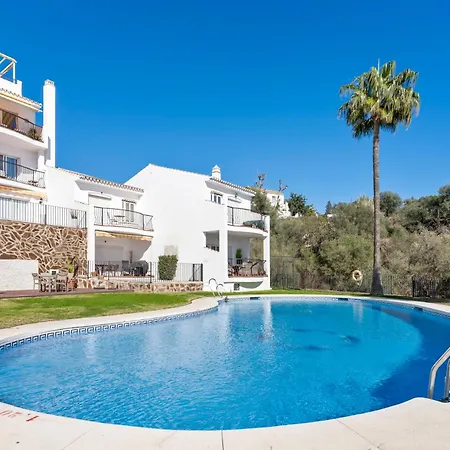 Apartment Sunny Flat With Pool In Hillside By Costarentals - Ref 52 *