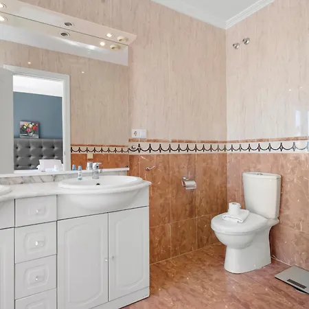Apartment Sunny Flat With Pool In Hillside By Costarentals - Ref 52 Mijas