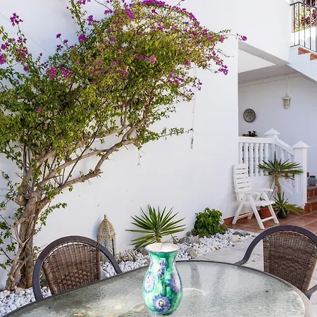 Sunny Flat With Pool By Costarentals - Ref 52 * ميخاس