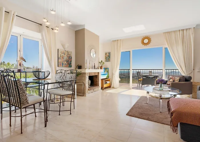Sunny Flat With Pool By Costarentals - Ref 52